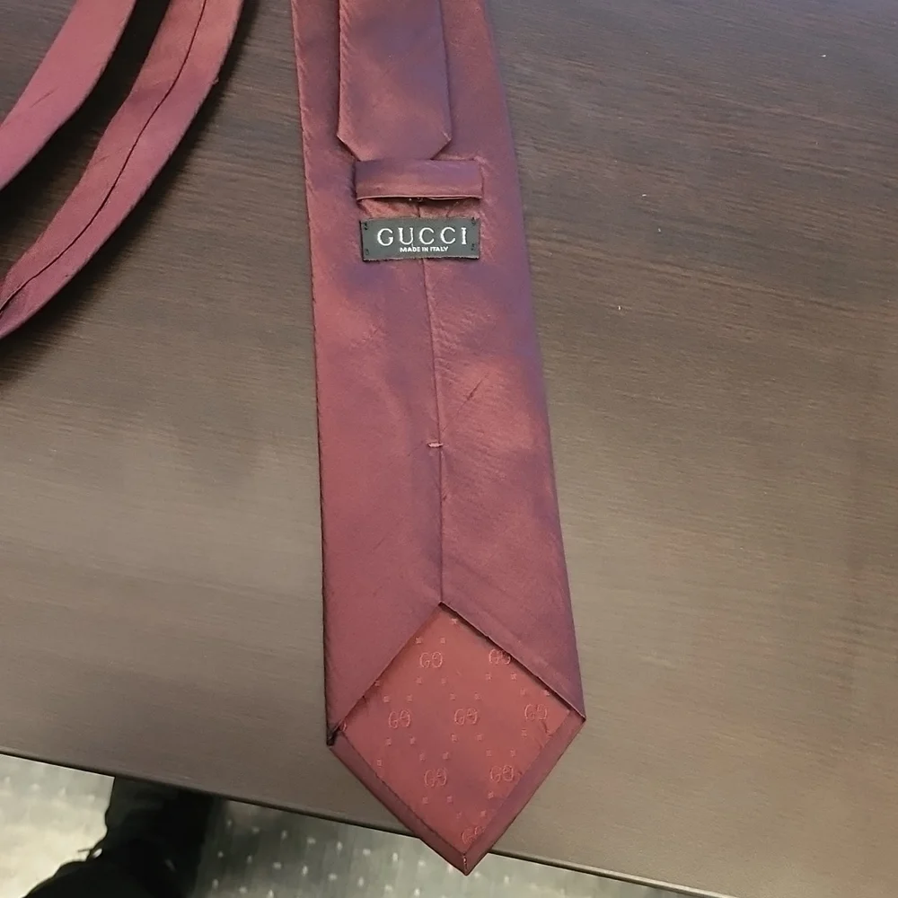 GUCCI TIE Maroon and Silk